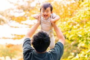 「産後パパ育休」とは？10月1日からスタート！ 育児・介護休業法が改正しました！